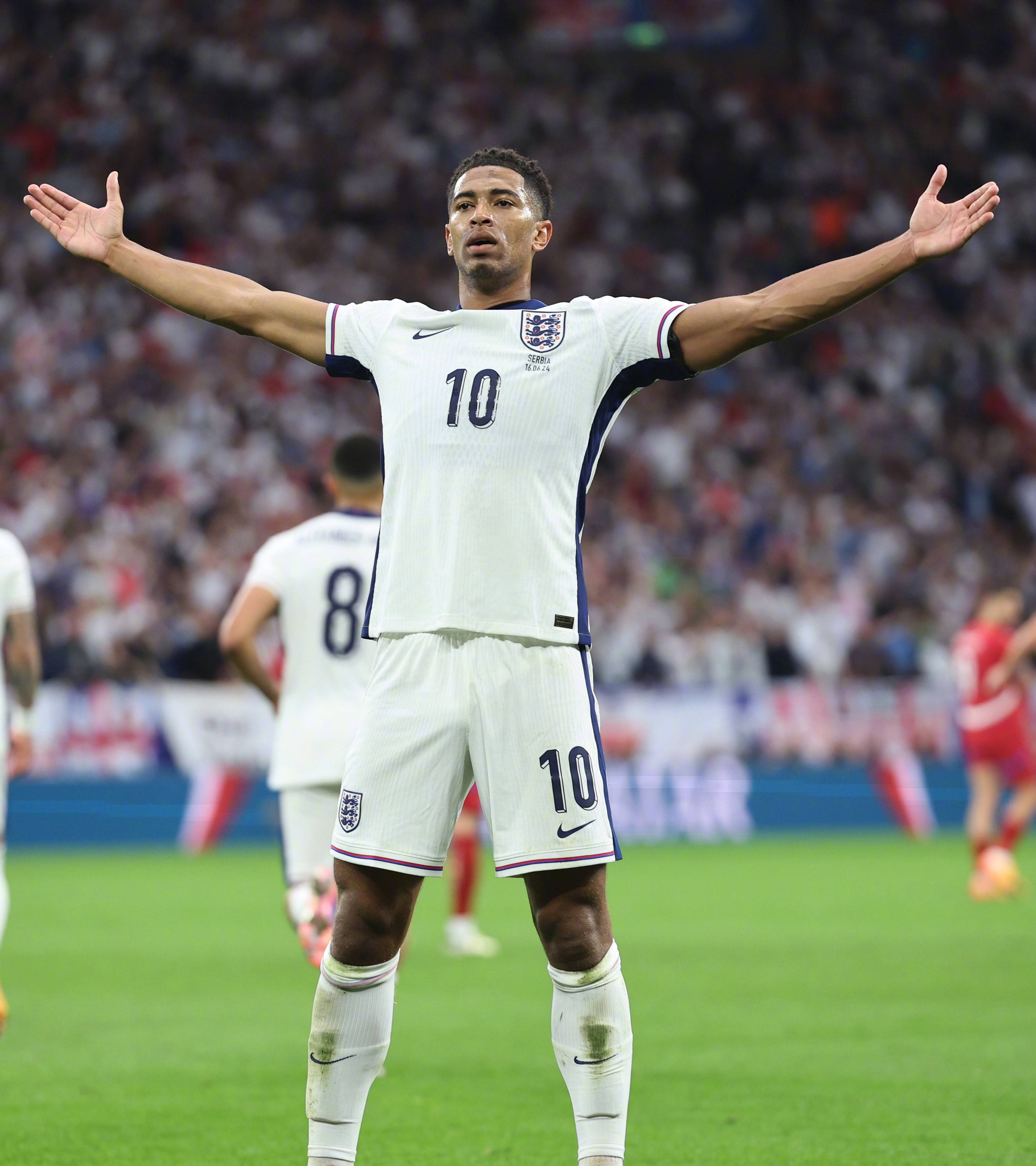 包含德国逆转韩国，贝林厄姆关键制胜的词条