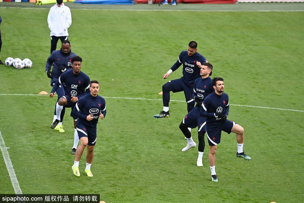 韩国队绝杀法国队，黄鸭组合带队取胜