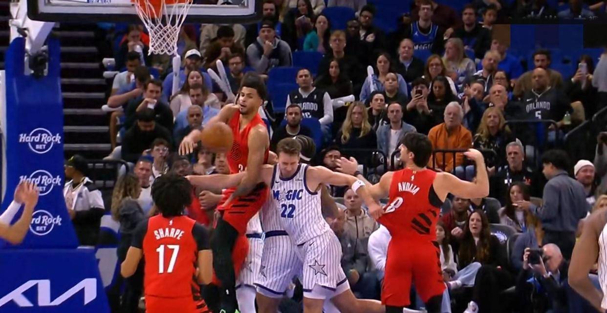 国王绝杀魔术，范弗利特统治全场