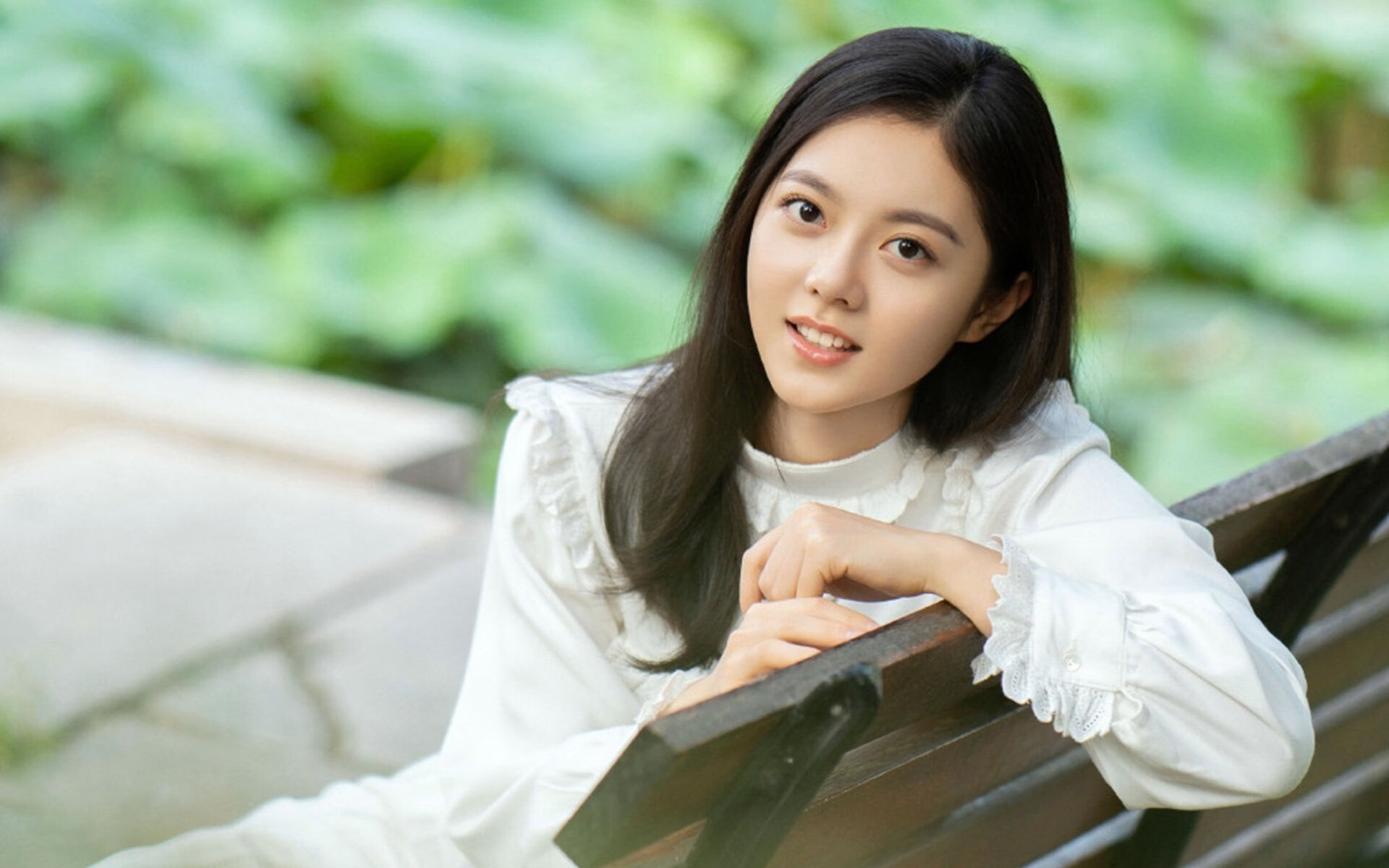 扭转之翼与孤高之花，亚洲羽坛的双面叙事