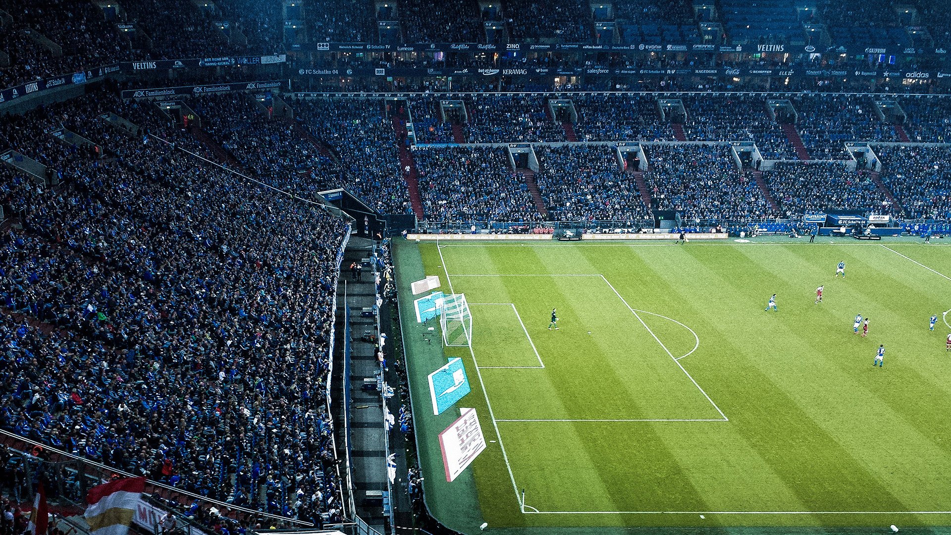 欧冠夜的双重奏，阿尔瓦雷斯爆发，比利时众将助曼城强势拿下马赛