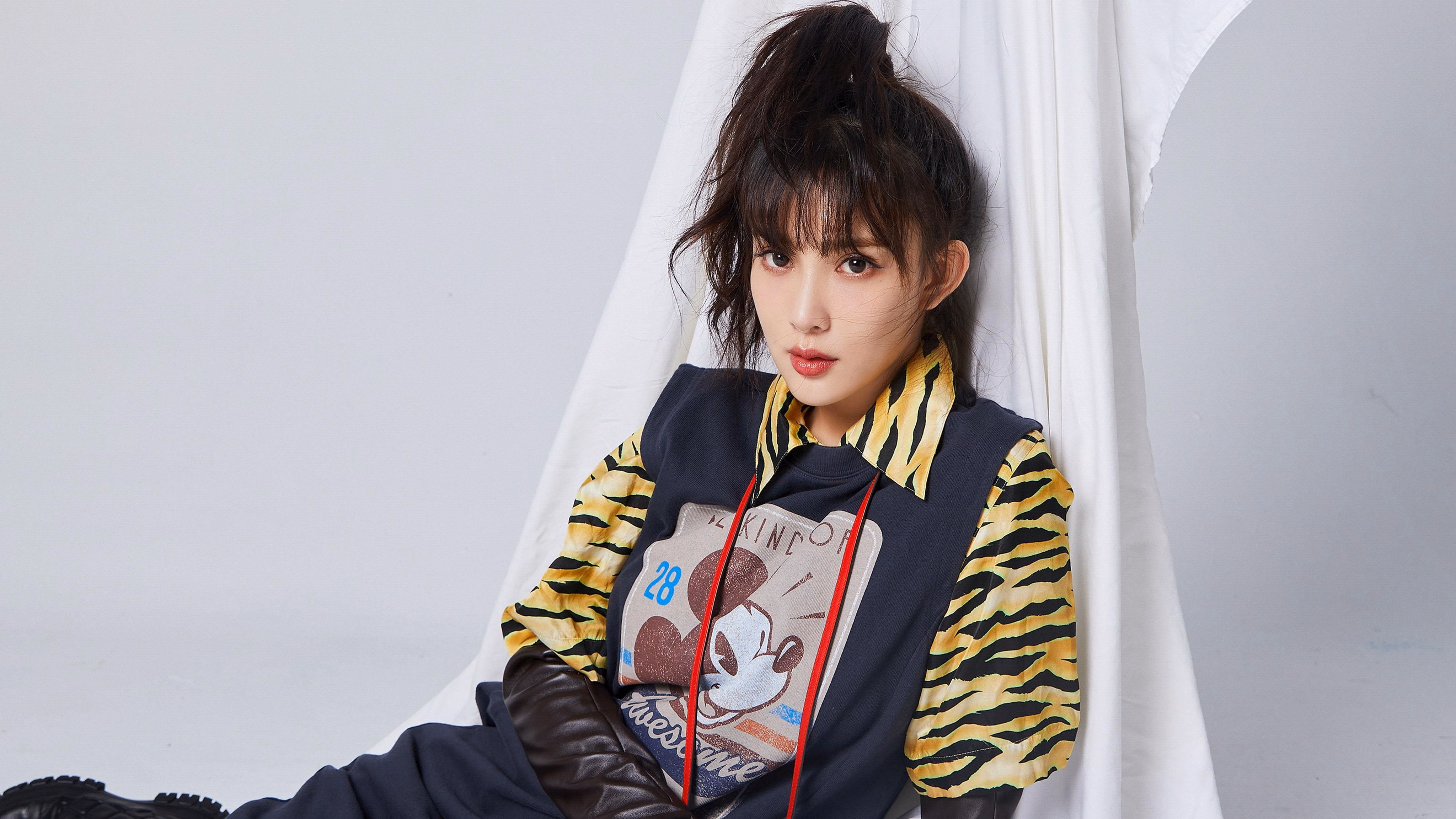 轮胎与草皮的嘶吼，当F1街道赛的肾上腺素浇灌足球的野心